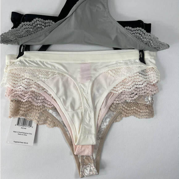 Sophie b Women's 5 Pair Pack Invisible Edge Thongs Floral Multicolor Small NEW - Picture 7 of 11